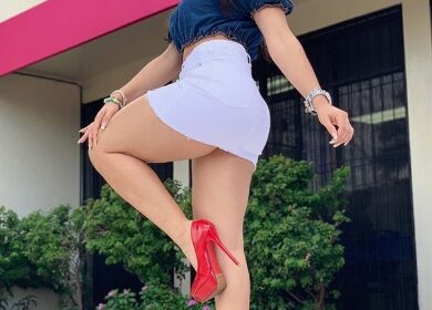 Denizli escort ile gecenin loşluğunda alevlenen arzular